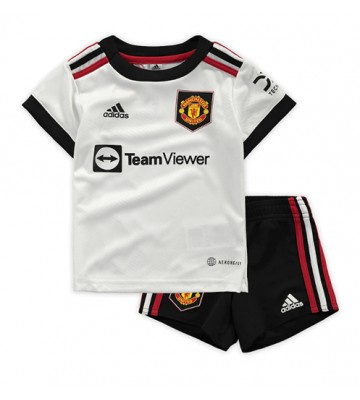 Manchester United babykläder Bortatröja barn 2022-23 Korta ärmar (+ Korta byxor)